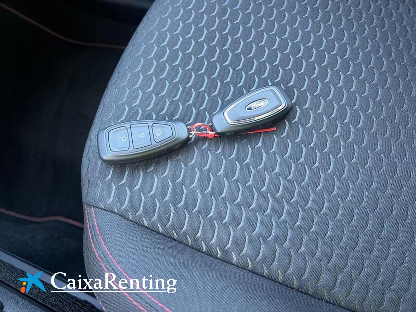 Ford Kuga 2.5 Duratec FHEV ST-Line Auto 132 kW (180 CV) Gris Plata SUV