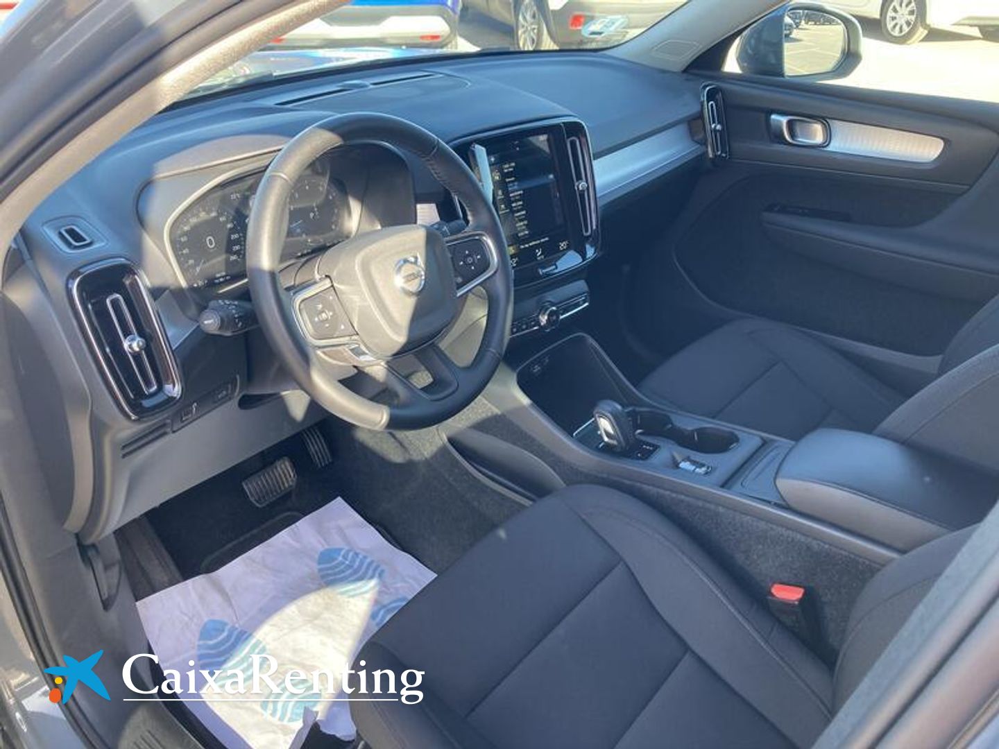 Volvo XC40 T3 Business Plus Auto 120 kW (163 CV)