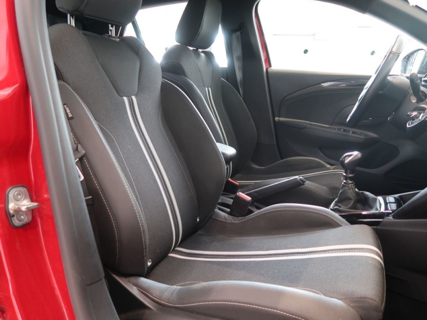 Opel Corsa 1.2T XHL GS 74 kW (100 CV)