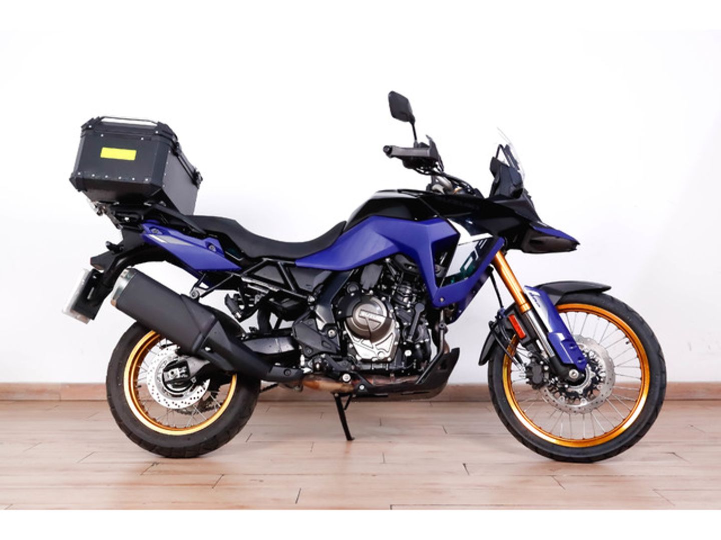 Suzuki V-Strom 800DE Azul Motorcycle