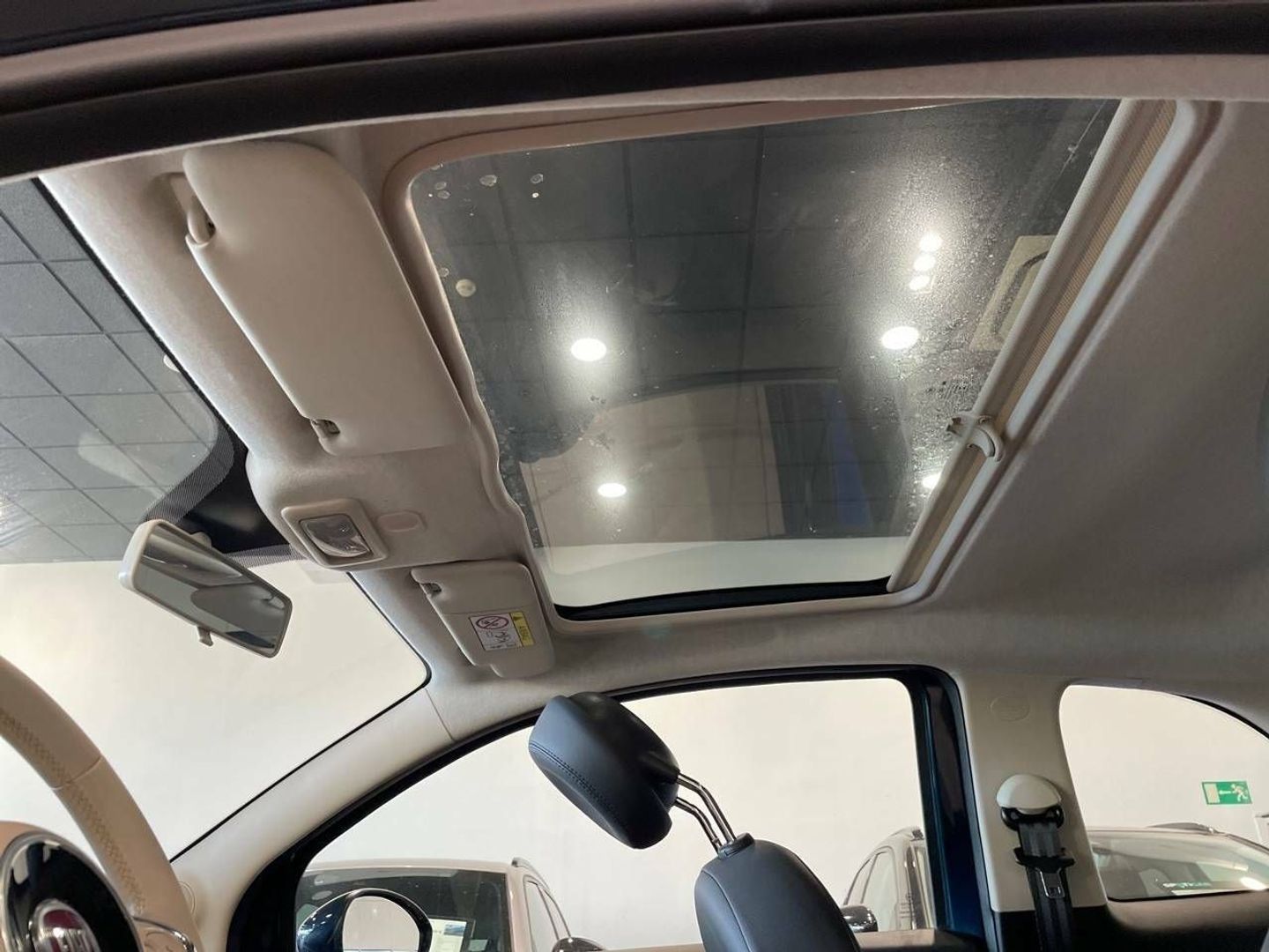 Fiat 500 1.0 Hybrid Dolcevita 51 kW (70 CV)