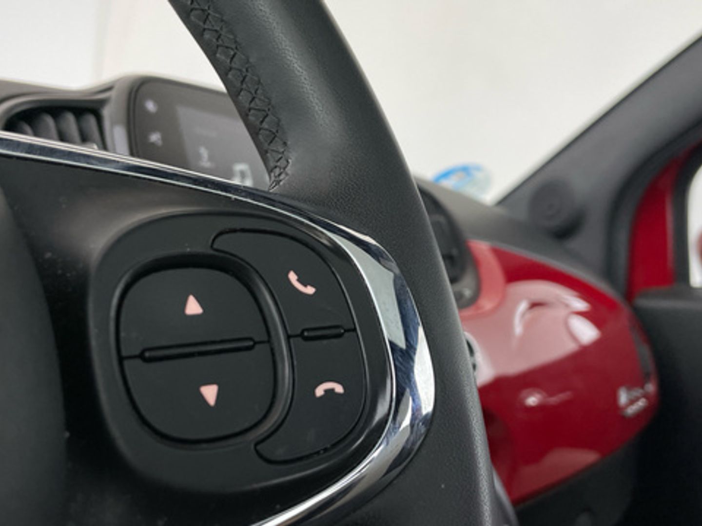 Fiat 500 1.0 Hybrid Dolcevita 51 kW (70 CV)