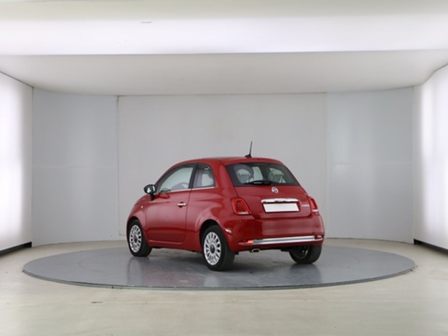 Fiat 500 1.0 Hybrid Dolcevita 51 kW (70 CV)