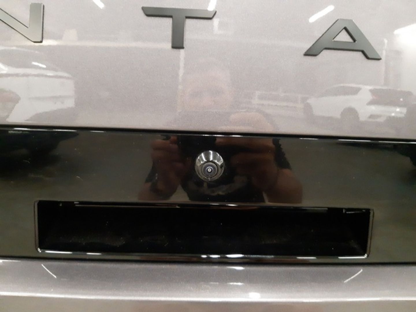 Hyundai Santa Fe 1.6T PHEV Calligraphy 4X4 AT 186 kW (253 CV) Gris SUV