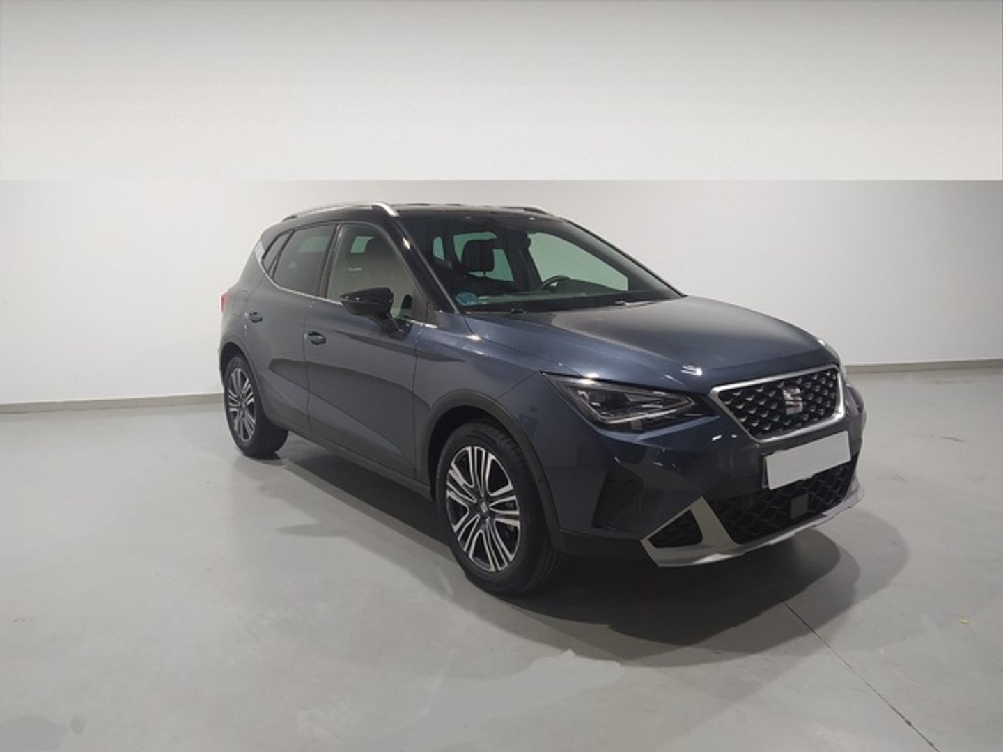 SEAT Arona 1.0 TSI S&S Xperience XM 85 kW (115 CV) Gris SUV
