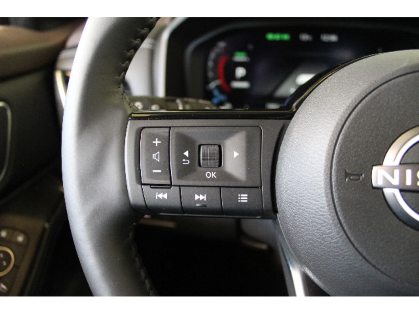 Nissan X-Trail 1.5 e-4ORCE Tekna 4x4 AT 157 kW (213 CV)