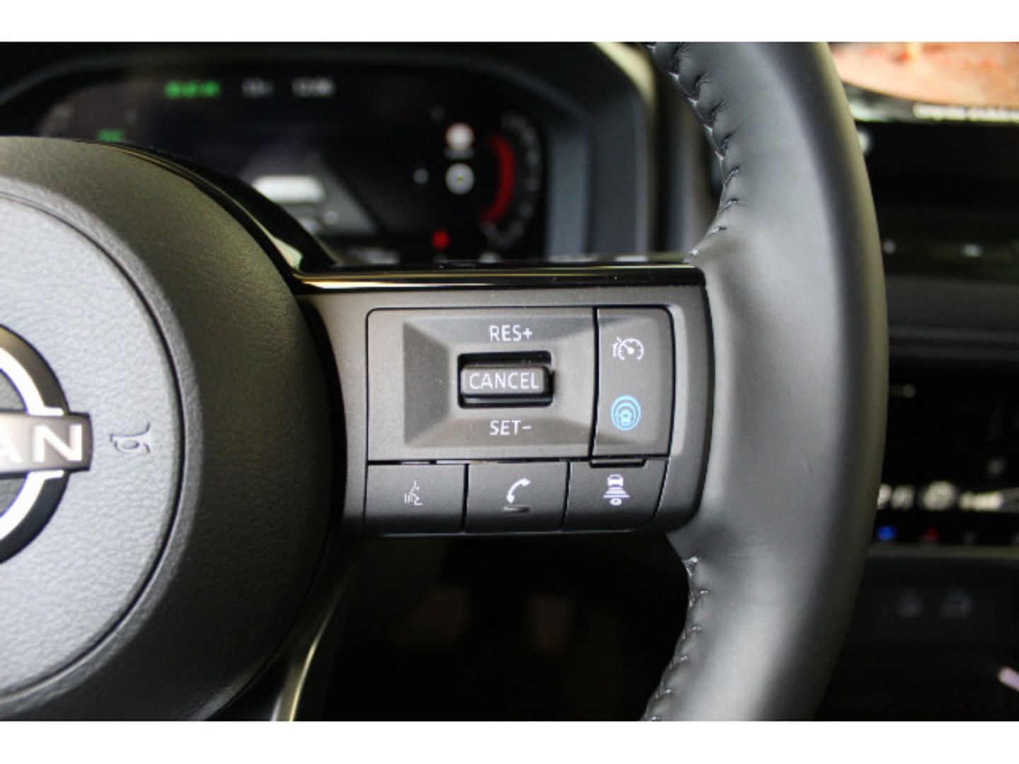 Nissan X-Trail 1.5 e-4ORCE Tekna 4x4 AT 157 kW (213 CV)