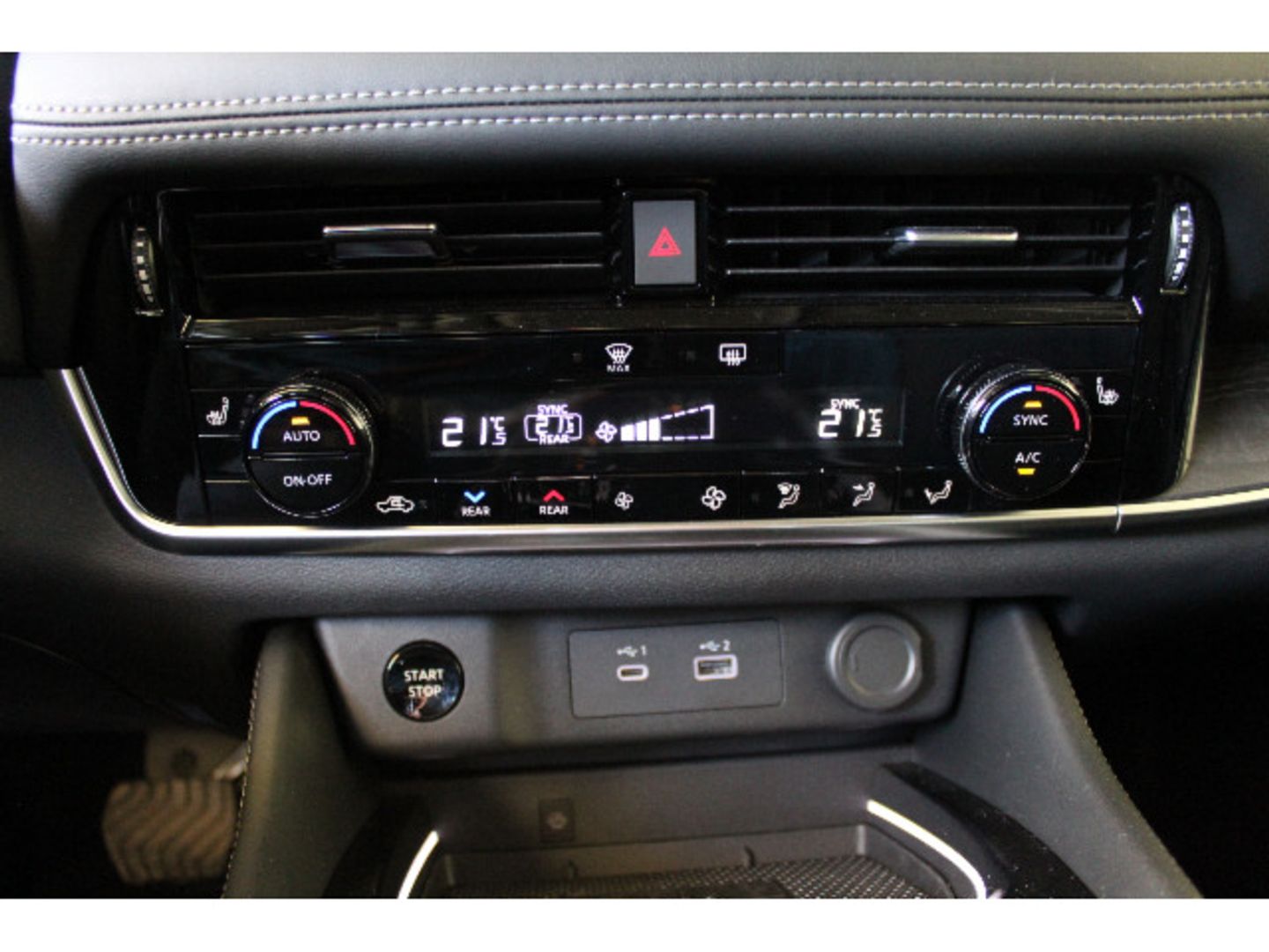 Nissan X-Trail 1.5 e-4ORCE Tekna 4x4 AT 157 kW (213 CV)