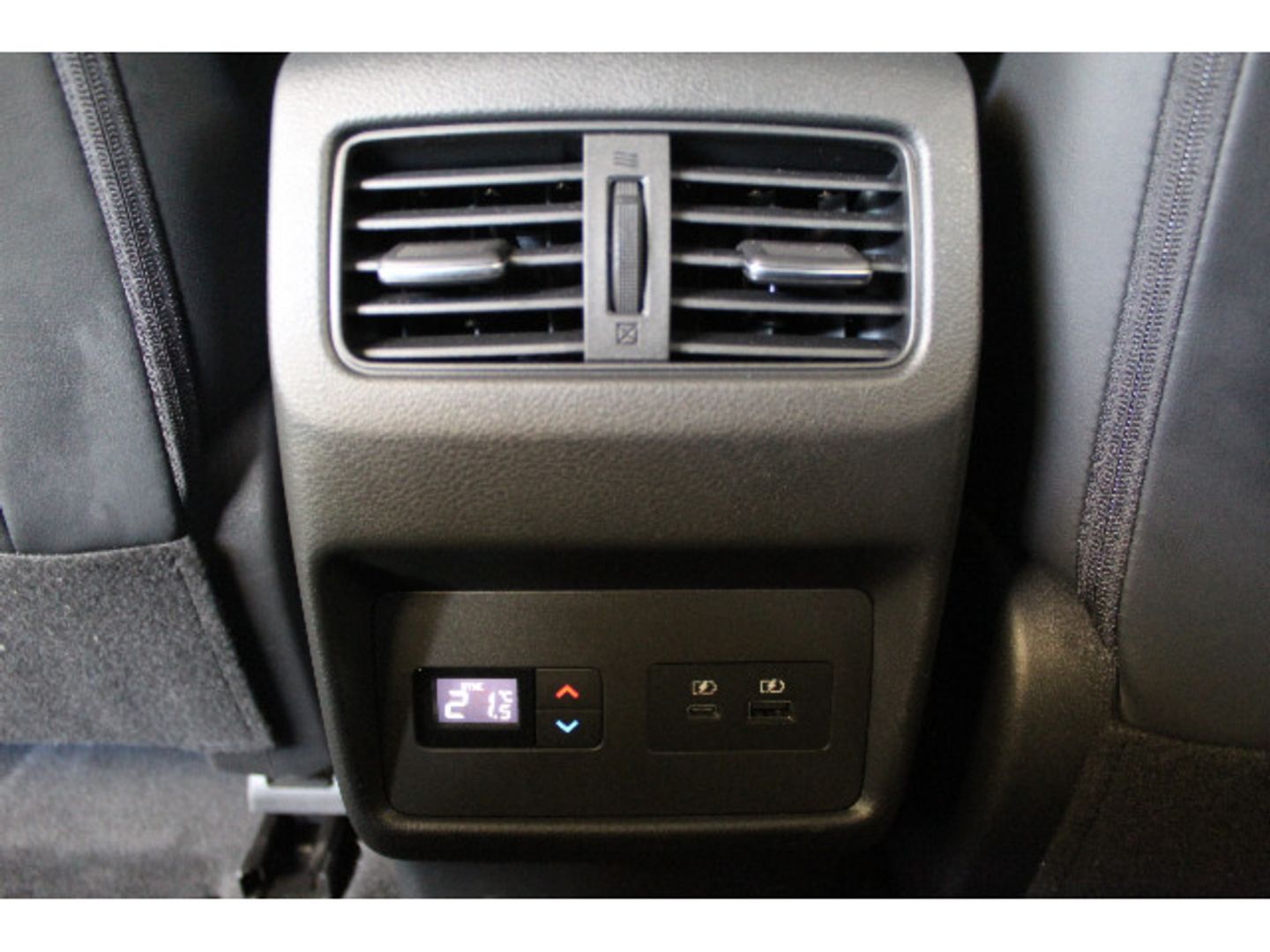 Nissan X-Trail 1.5 e-4ORCE Tekna 4x4 AT 157 kW (213 CV)