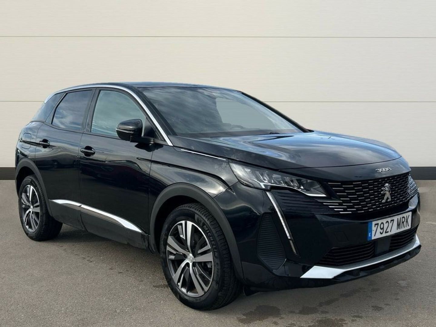 Peugeot 3008 PureTech 130 S&S Allure Pack 96 kW (130 CV) Negro SUV