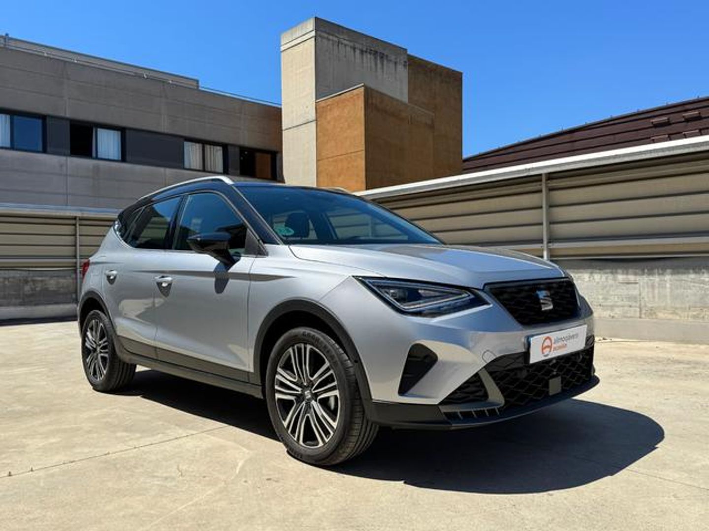 SEAT Arona 1.0 TSI FR XM 85 kW (115 CV) Gris Plata SUV