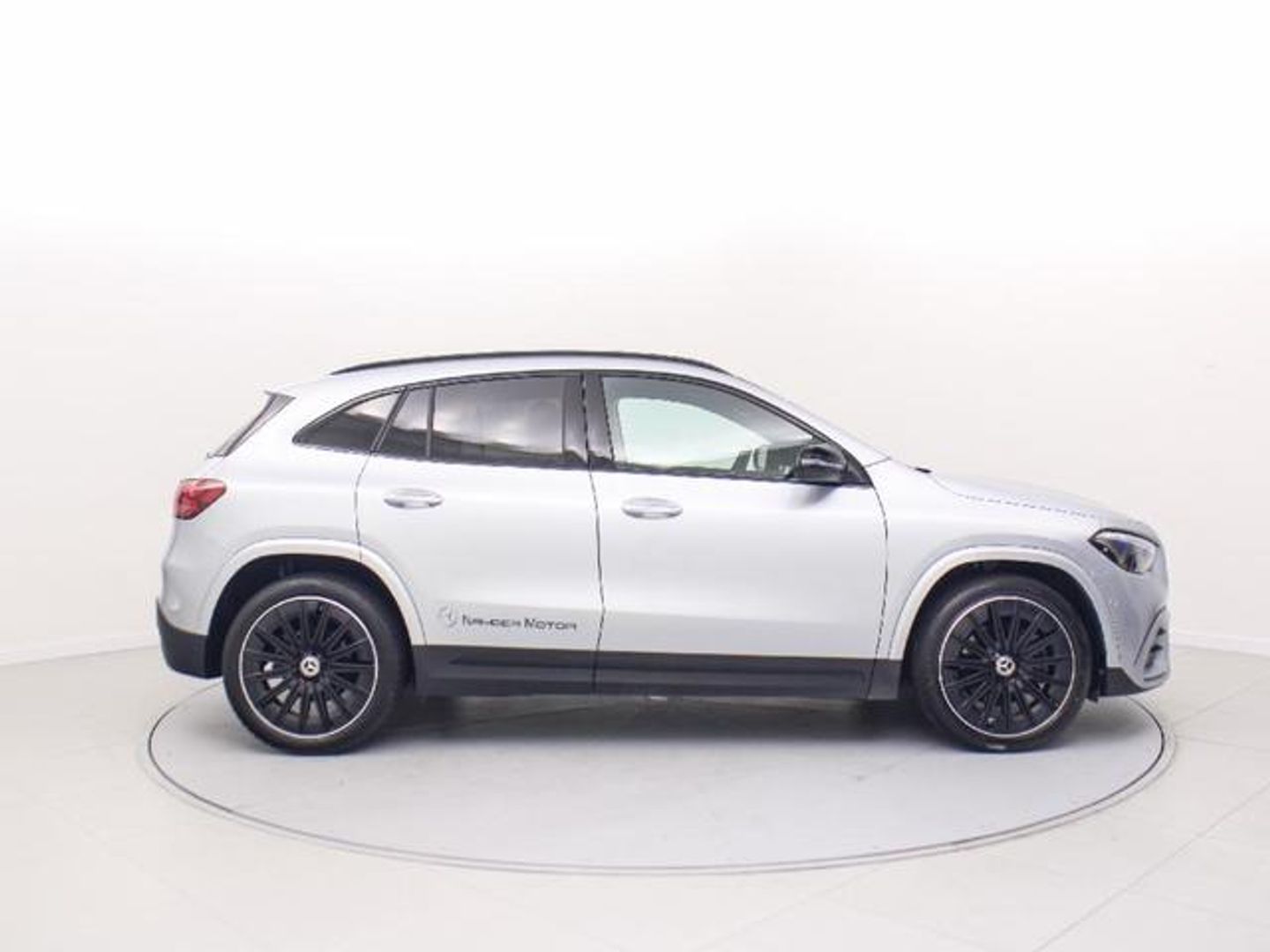 Mercedes-Benz GLA 200 D 110 kW (150 CV) Gris Plata SUV