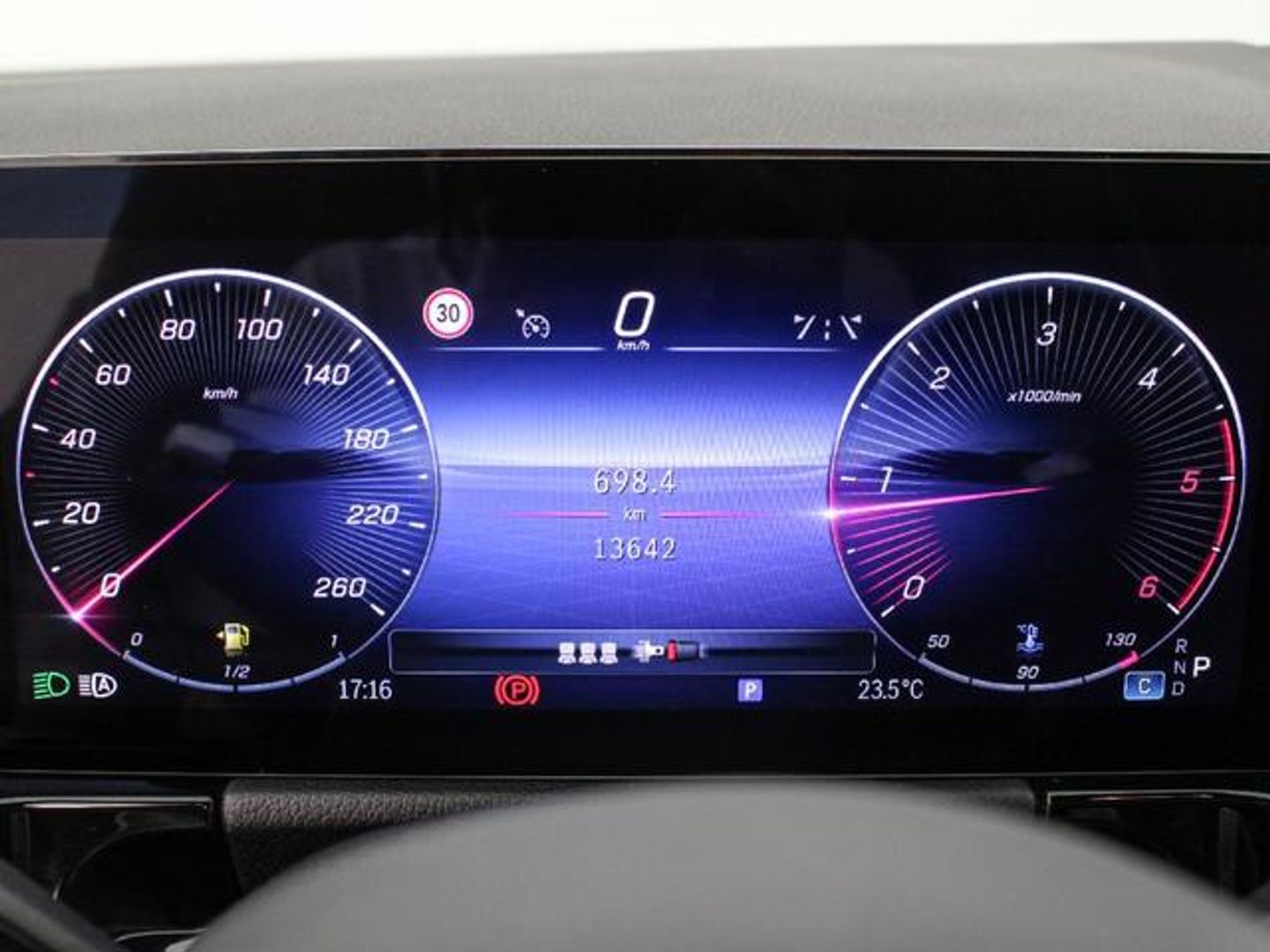 Mercedes-Benz GLA 200 D 110 kW (150 CV) Gris Plata SUV