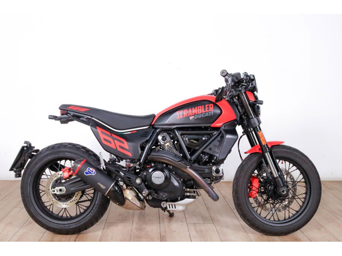 Ducati Scrambler Full Throttle Rojo Motorcycle