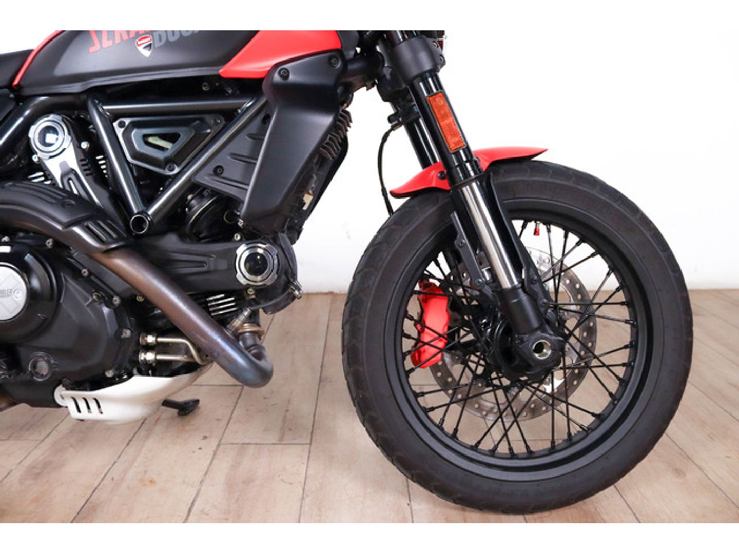 Ducati Scrambler Full Throttle Rojo Motorcycle