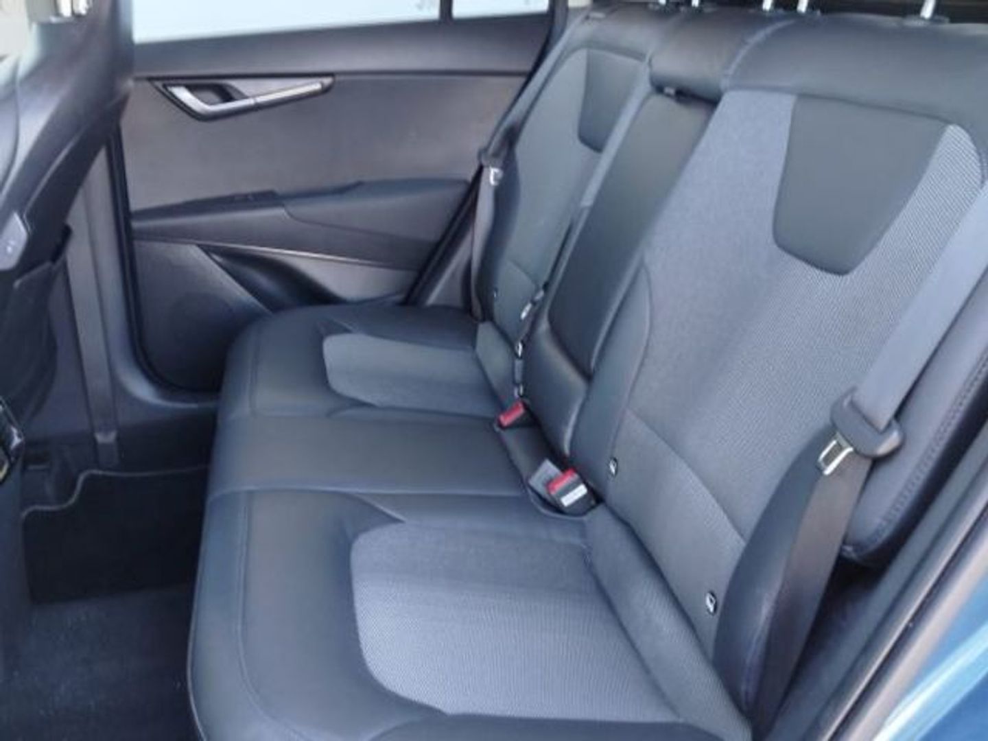 Kia Niro 1.6 GDi HEV Híbrido Drive 104 kW (141 CV)