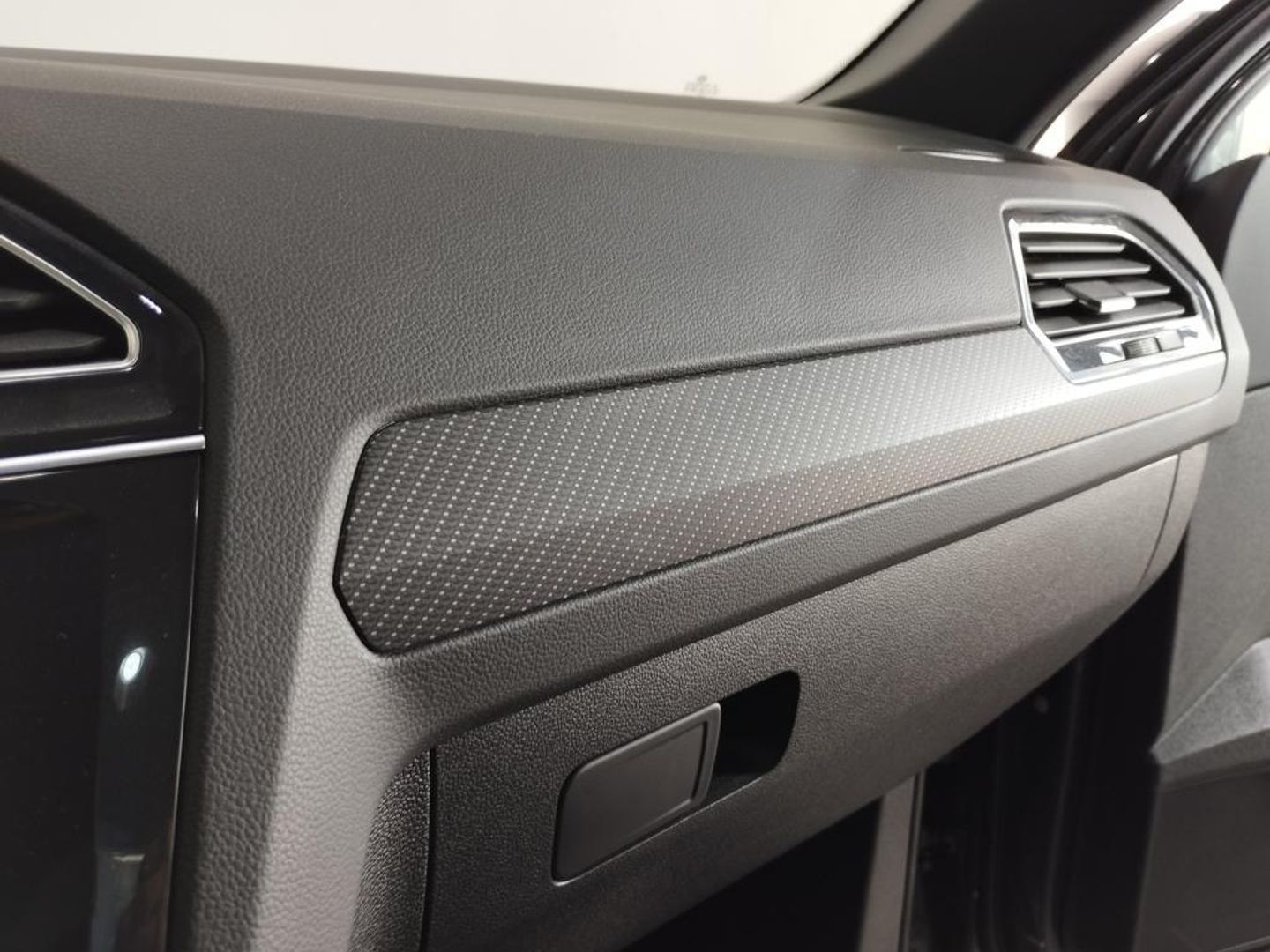 Volkswagen Tiguan R-Line 2.0 TDI 110 kW (150 CV) DSG