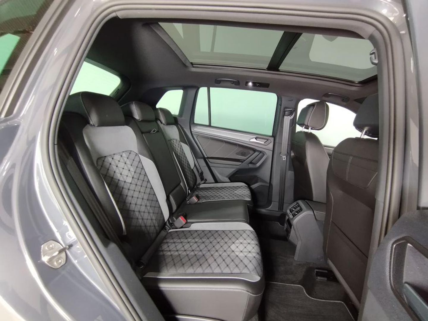 Volkswagen Tiguan R-Line 2.0 TDI 110 kW (150 CV) DSG