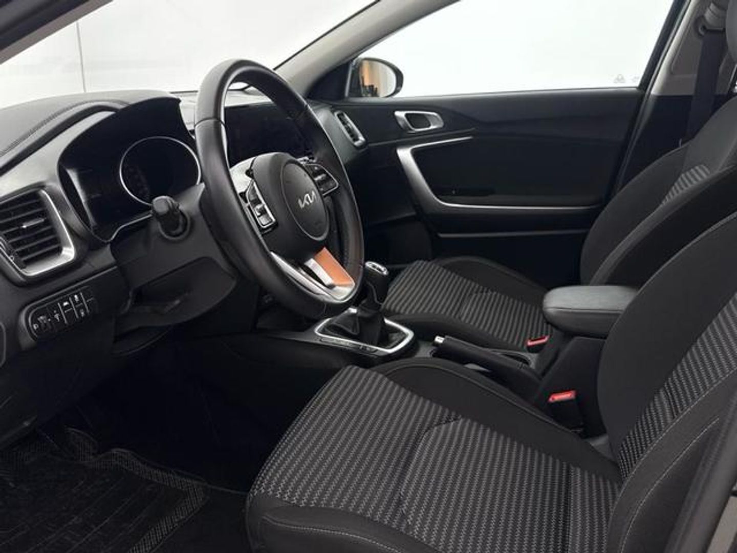 Kia Ceed 1.0 T-GDI Drive 74 kW (100 CV)