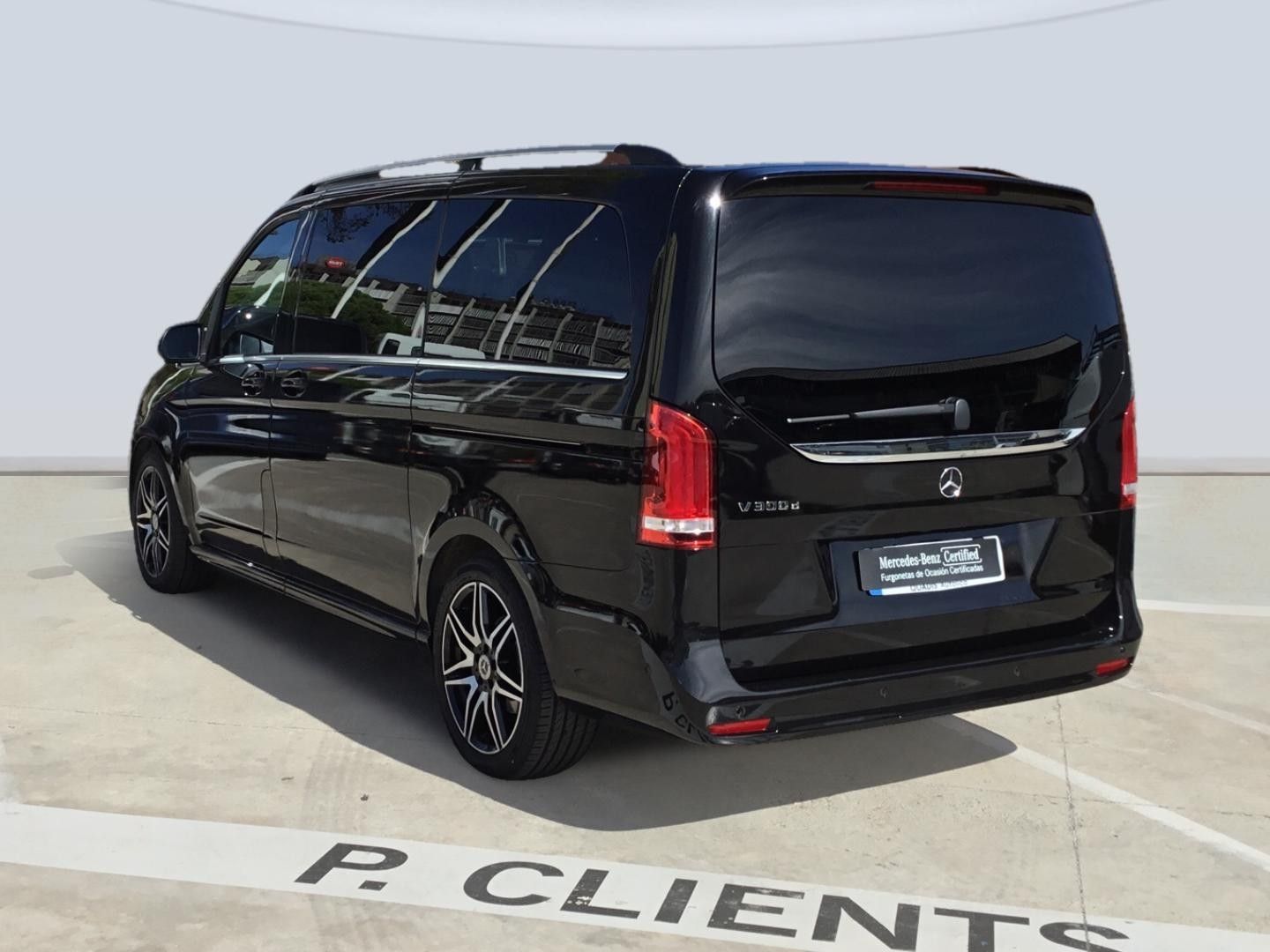 Mercedes-Benz Clase V V 300 d Avantgarde Largo 176 kW (239 CV) Negro Minivan