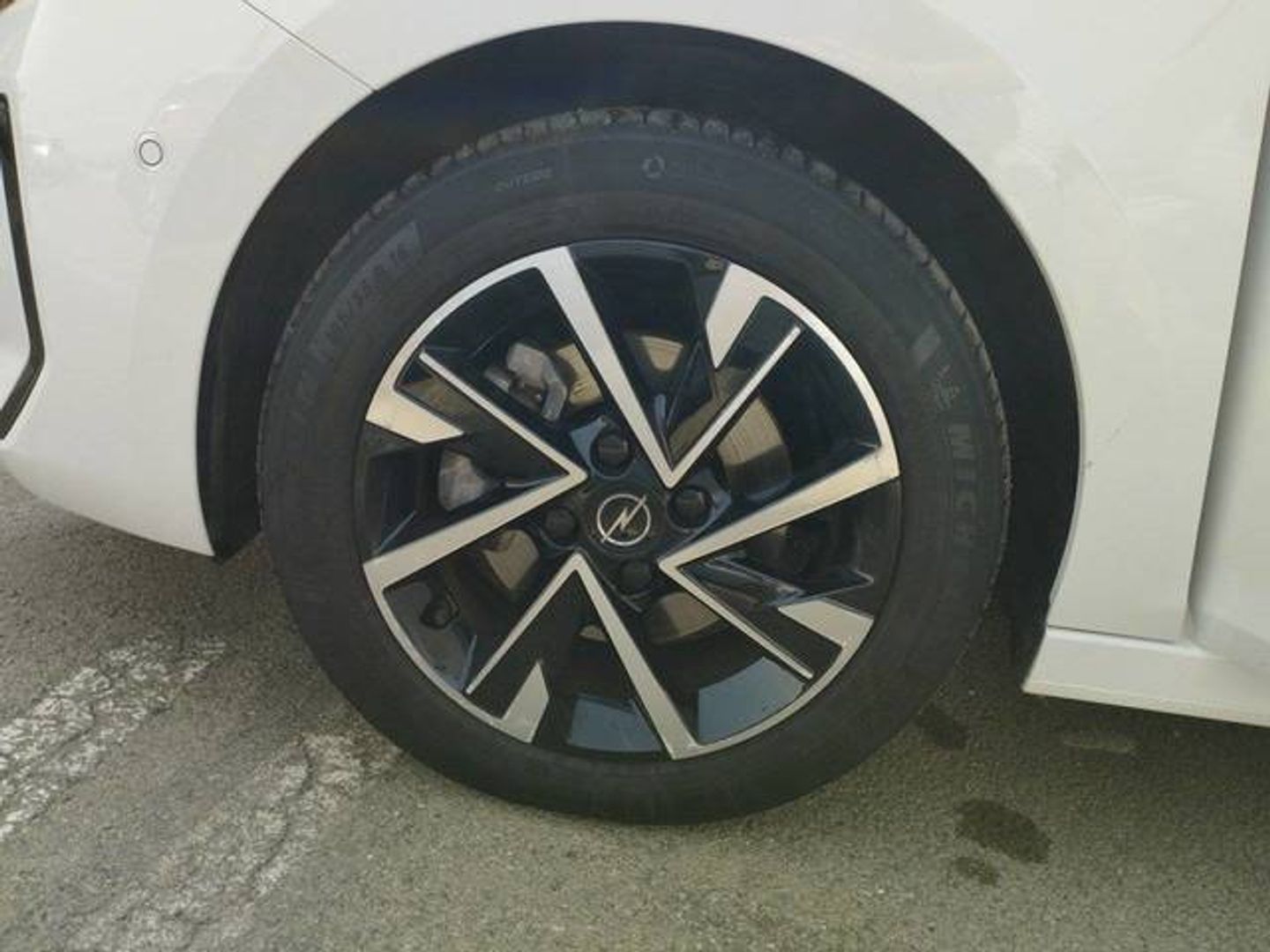 Opel Corsa 1.2T XHL GS 74 kW (100 CV)