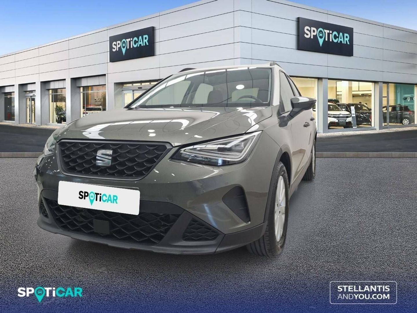 SEAT Arona 1.0 TSI Style XL 81 kW (110 CV) Gris SUV