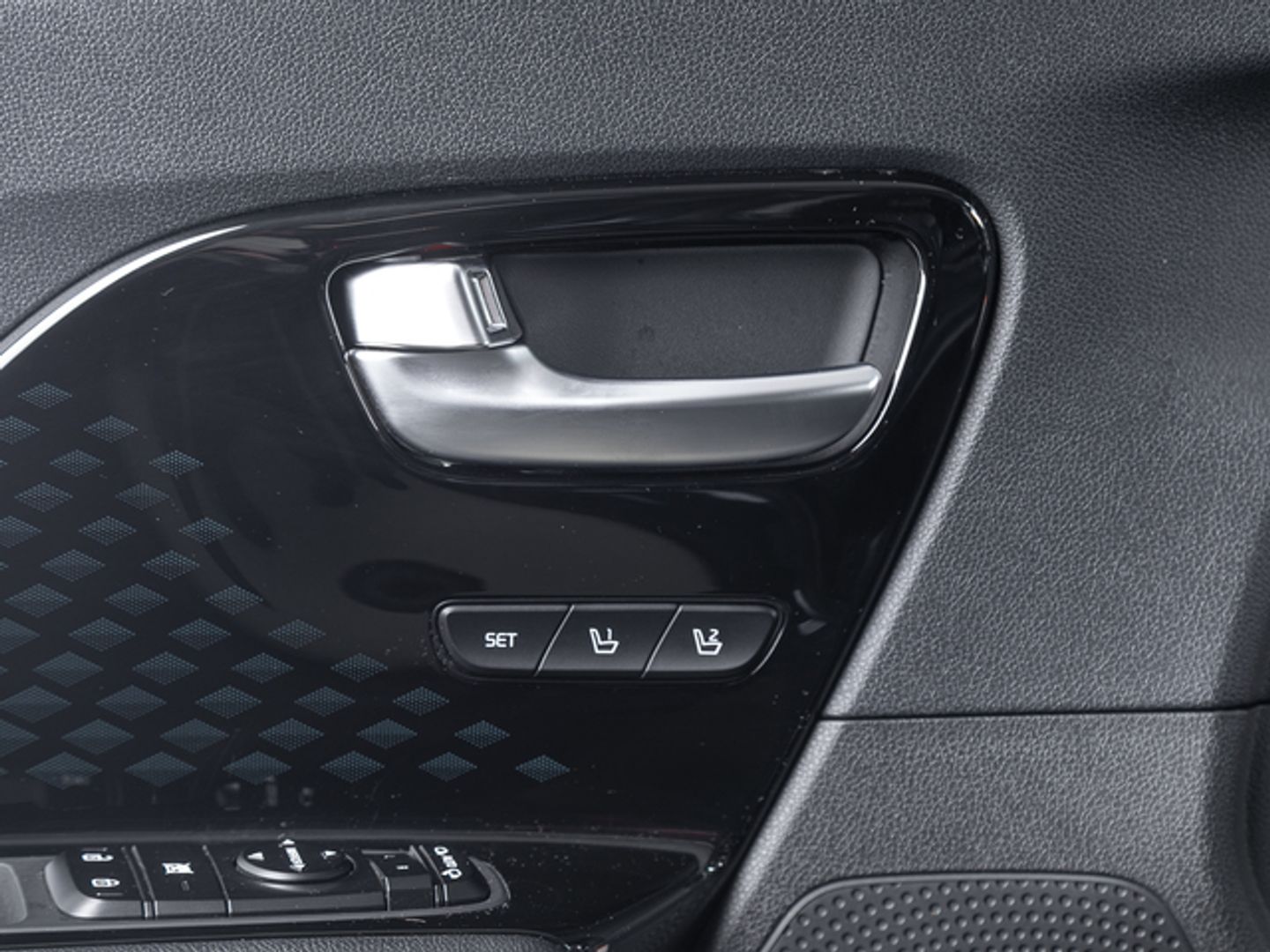 Kia e-Niro Emotion (Long Range) 150 kW (204 CV)
