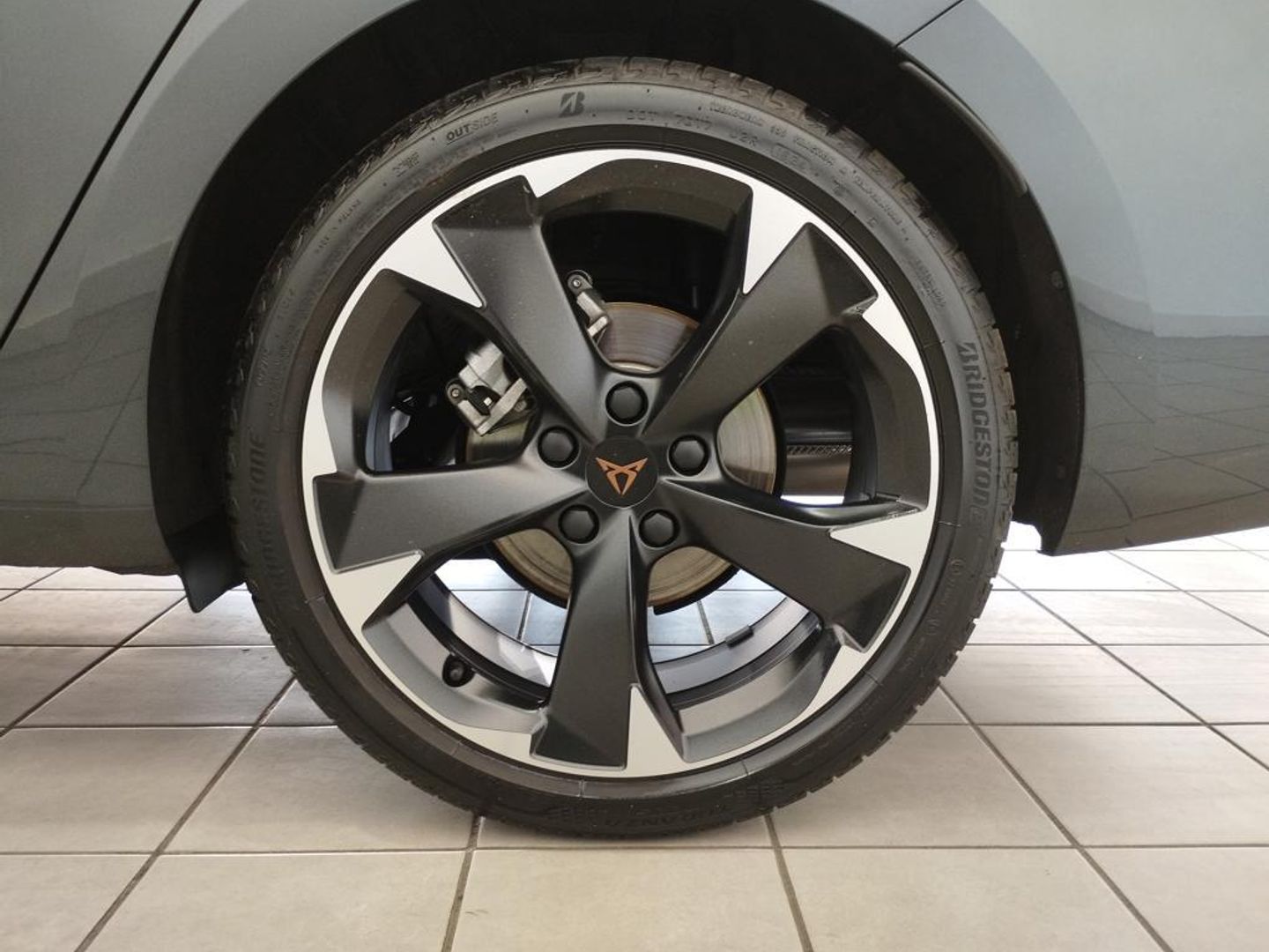 CUPRA Leon Sportstourer 1.5 eTSI DSG 110 kW (150 CV)
