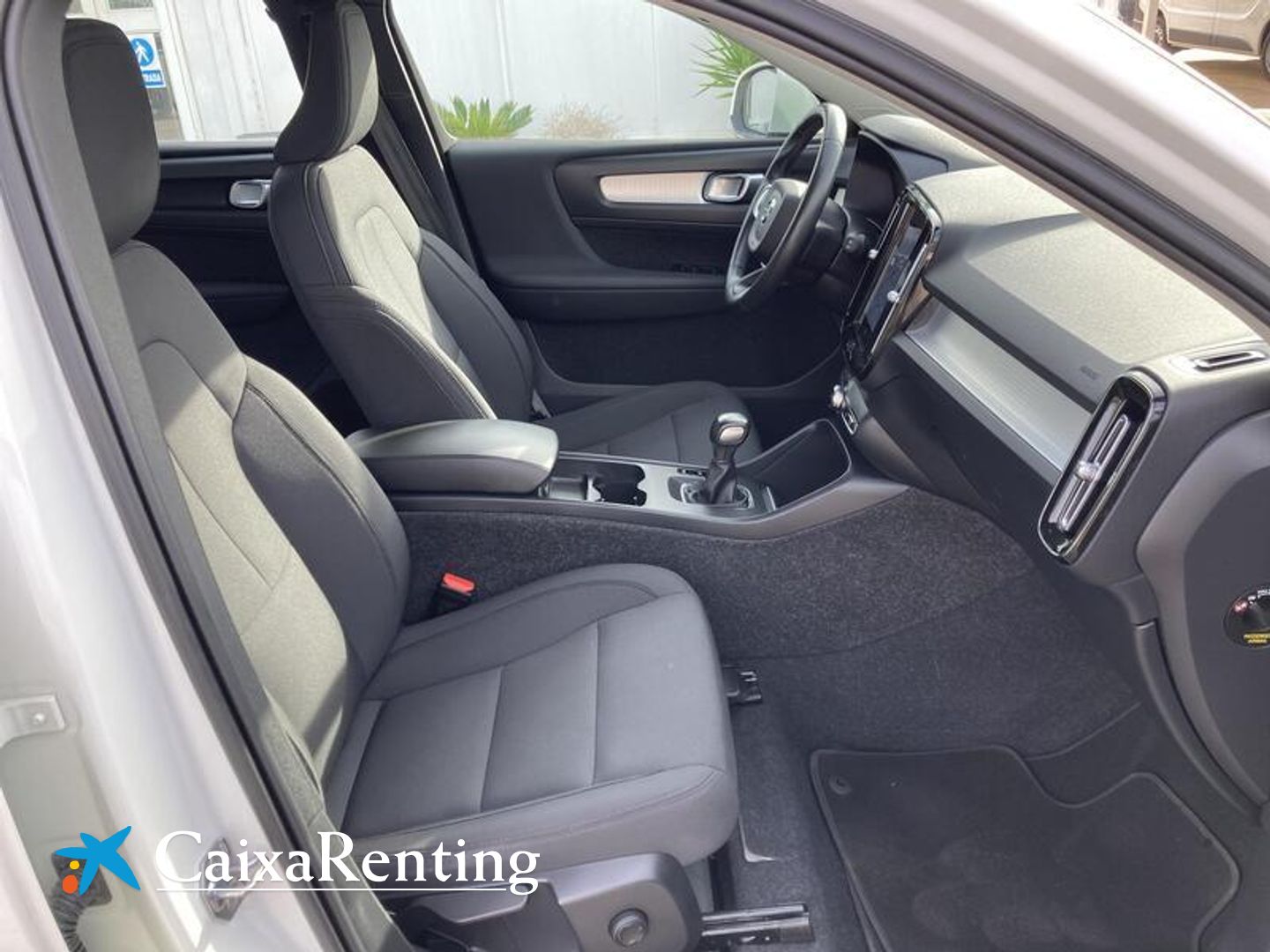 Volvo XC40 T3 Business Plus 120 kW (163 CV)
