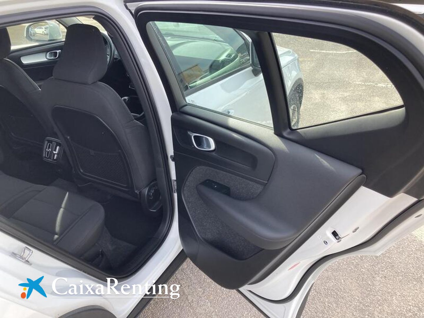 Volvo XC40 T3 Business Plus 120 kW (163 CV)
