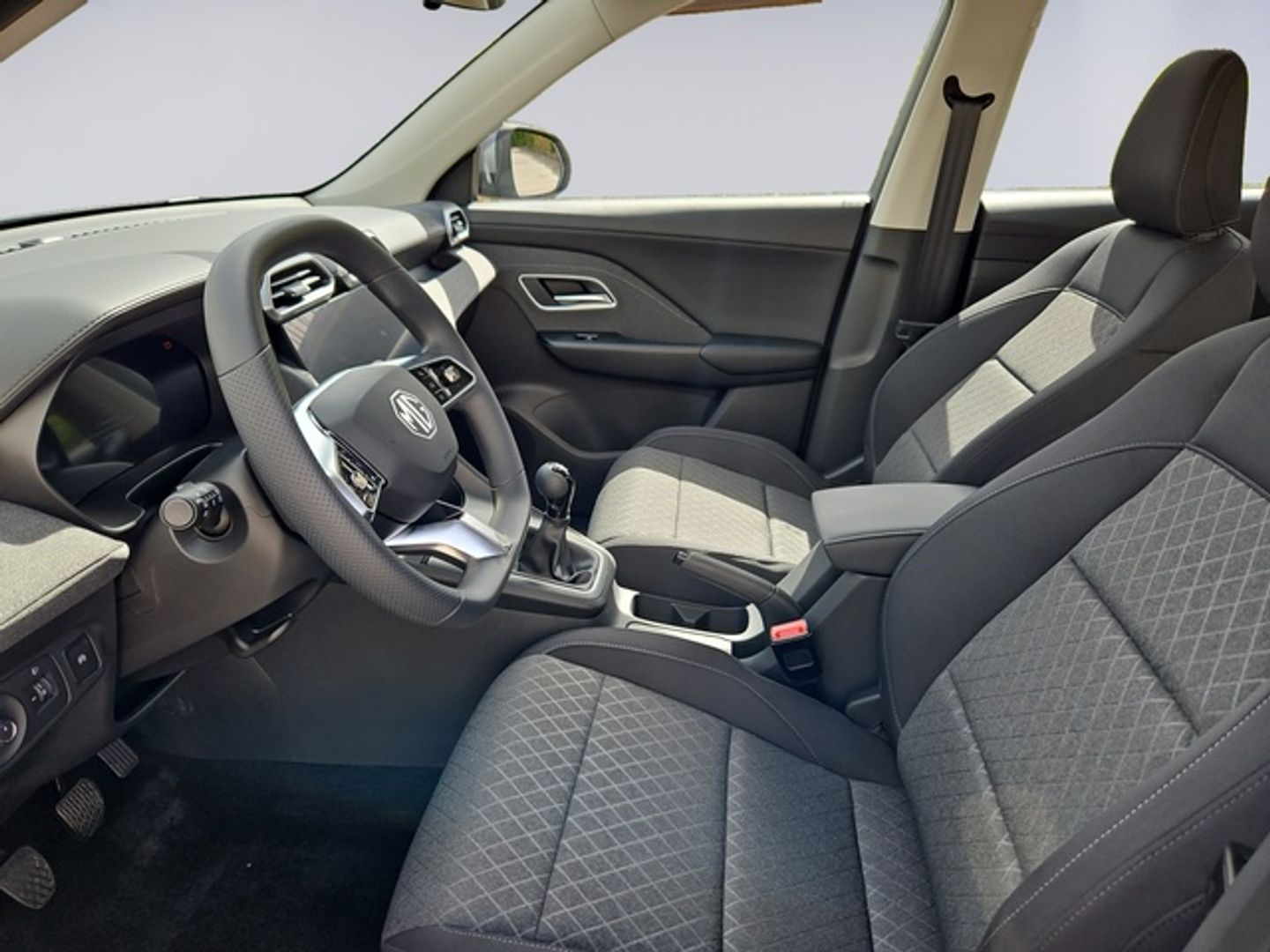 MG ZS 1.5 Standard 85 kW (116 CV)