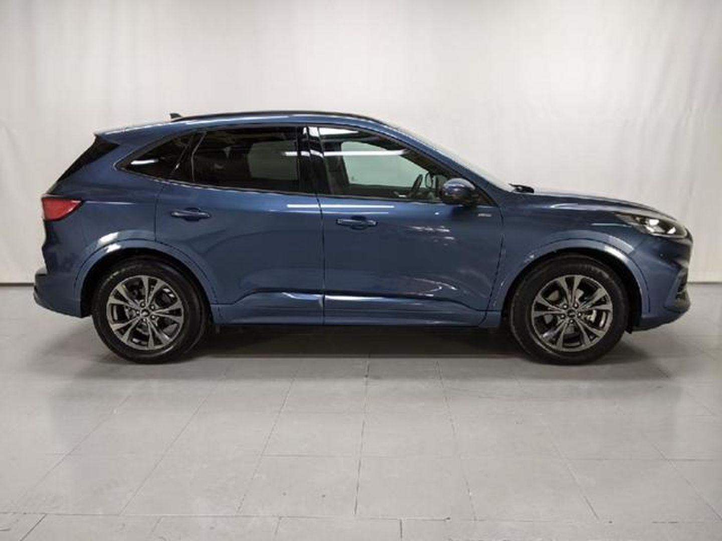 Ford Kuga 2.5 Duratec FHEV ST-Line X 4x2 Auto 140 kW (190 CV)