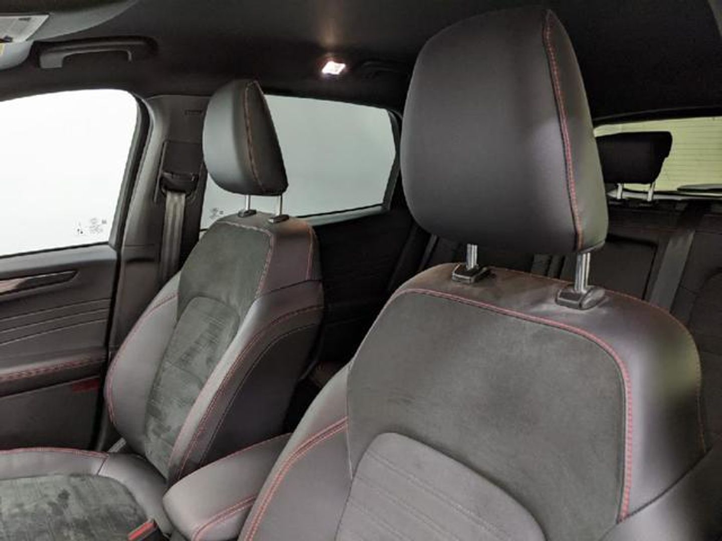 Ford Kuga 2.5 Duratec FHEV ST-Line X 4x2 Auto 140 kW (190 CV)