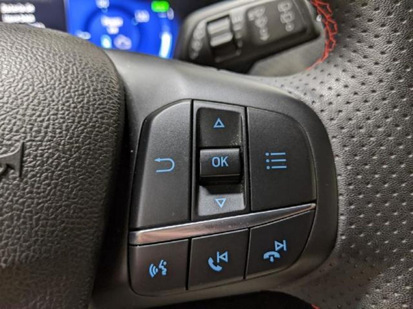 Ford Kuga 2.5 Duratec FHEV ST-Line X 4x2 Auto 140 kW (190 CV)