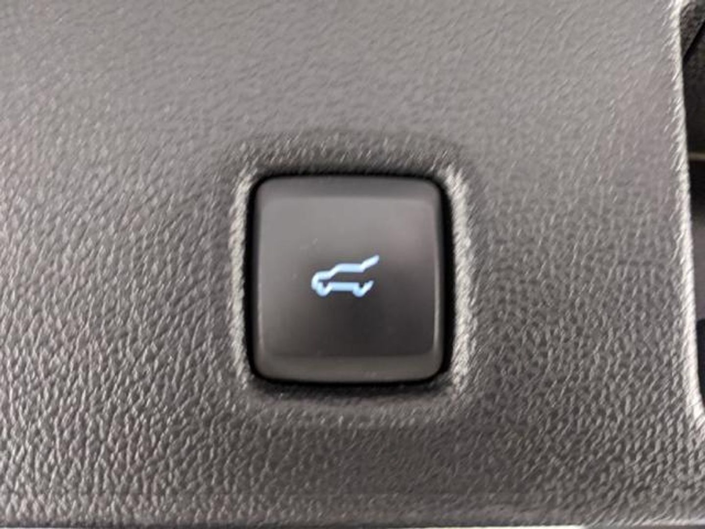 Ford Kuga 2.5 Duratec FHEV ST-Line X 4x2 Auto 140 kW (190 CV)