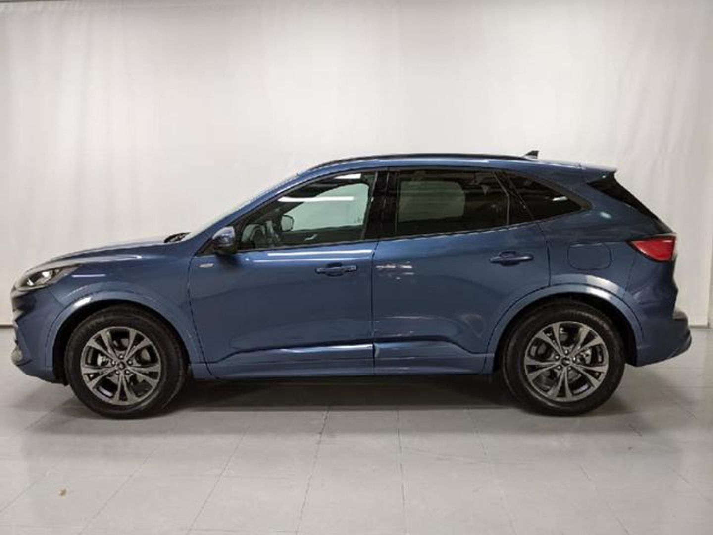 Ford Kuga 2.5 Duratec FHEV ST-Line X 4x2 Auto 140 kW (190 CV)