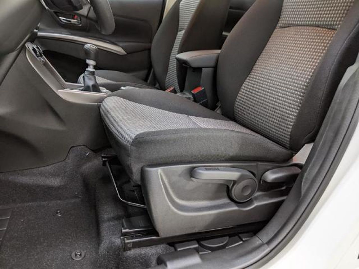 Suzuki S-Cross 1.4T Mild Hybrid S1 95 kW (129 CV)