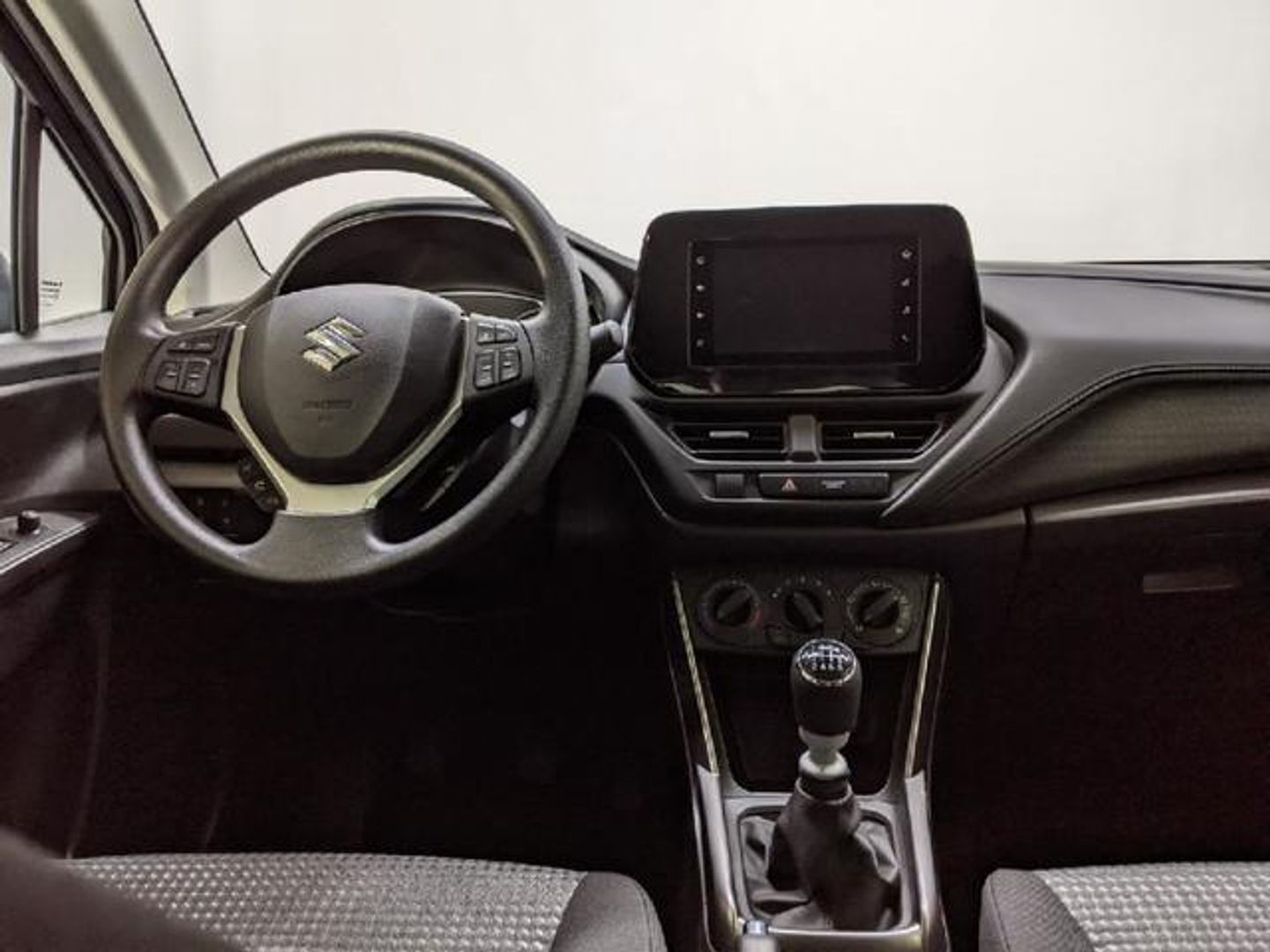 Suzuki S-Cross 1.4T Mild Hybrid S1 95 kW (129 CV)