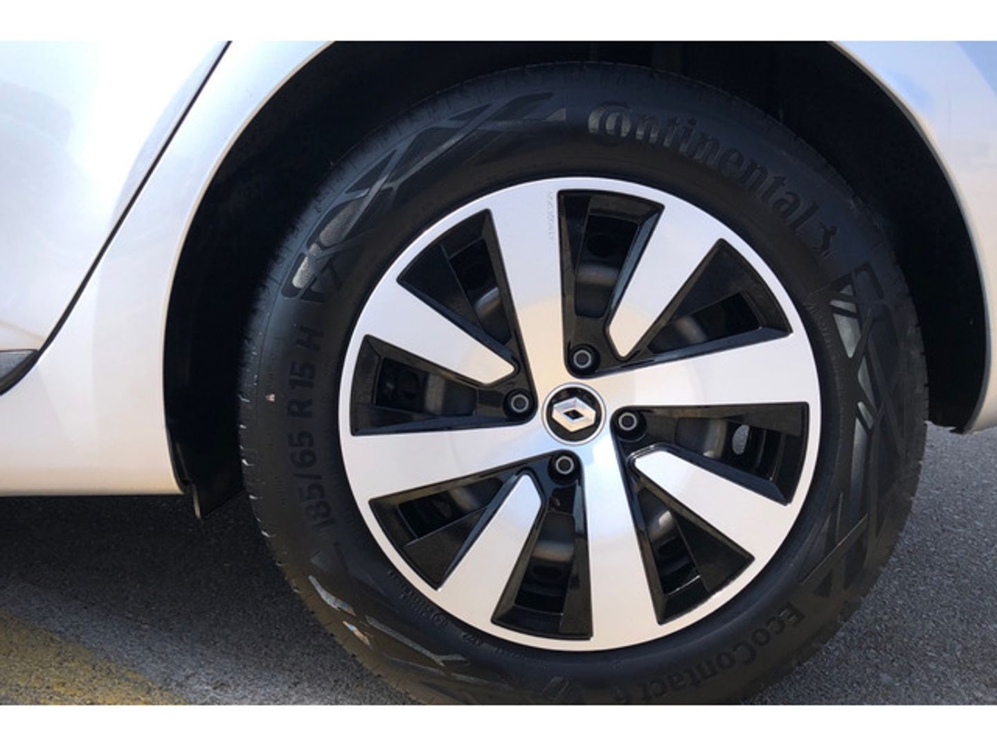 Renault Clio Equilibre TCe 66 kW (90 CV)