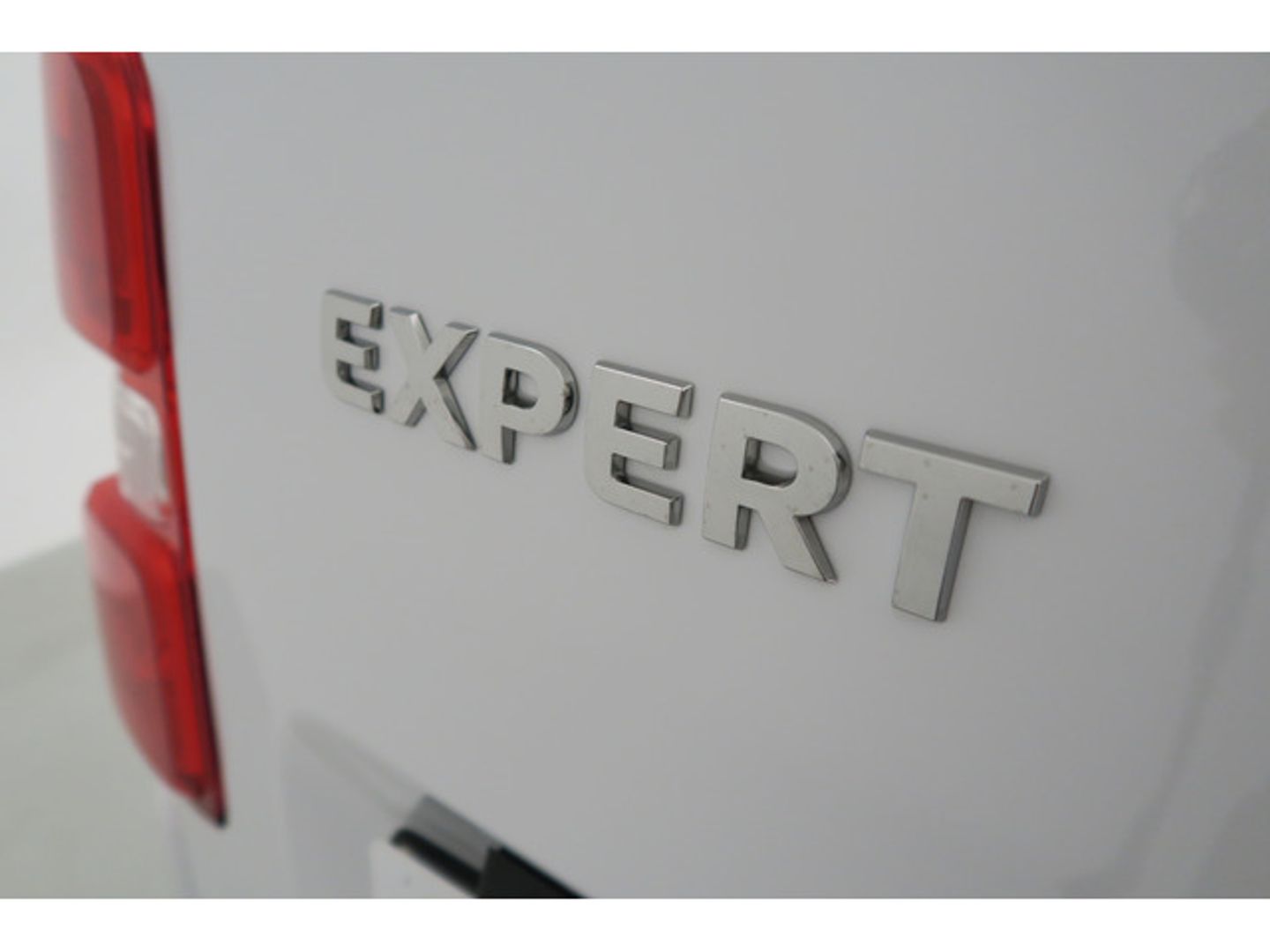 Peugeot Expert Furgon BlueHDi 100 Standard 75 kW (102 CV)