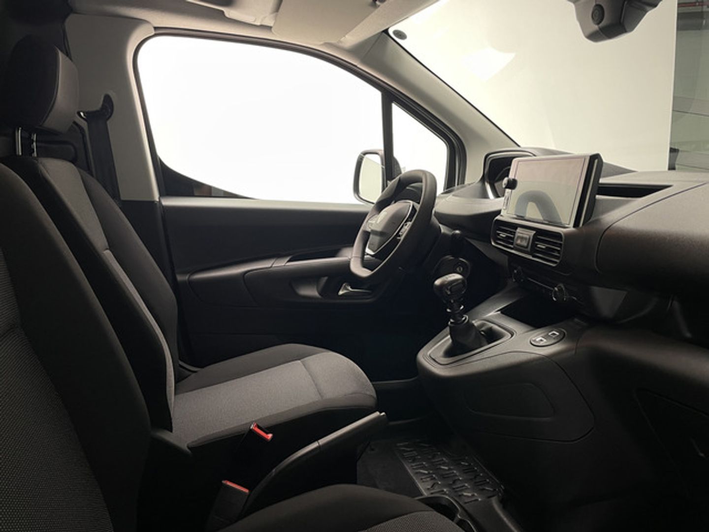 Peugeot Partner Furgon BlueHDi 100 Standard 600kg 75 kW (102 CV)