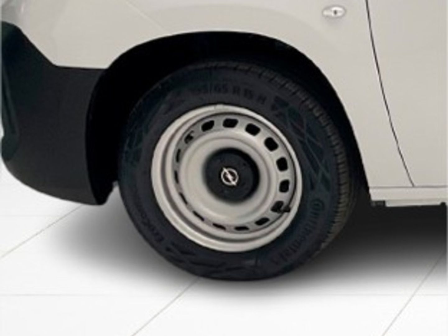 Opel Combo Cargo 1.5 Diesel L 650kg 75 kW (102 CV)