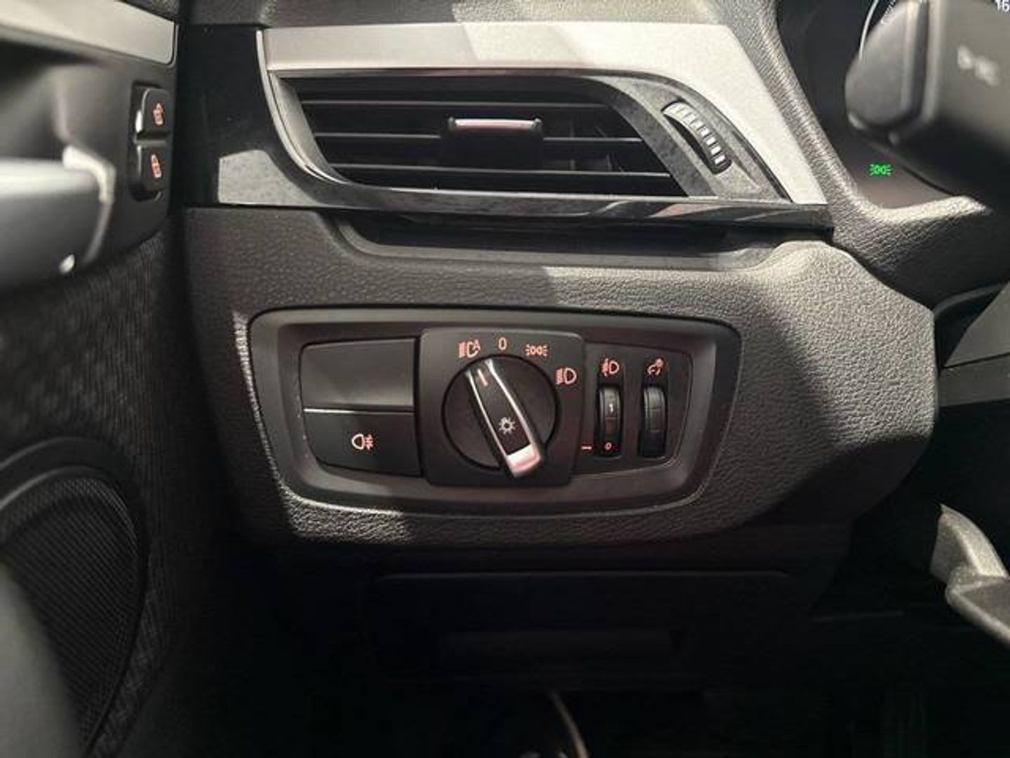 BMW X1 sDrive18i 103 kW (140 CV)