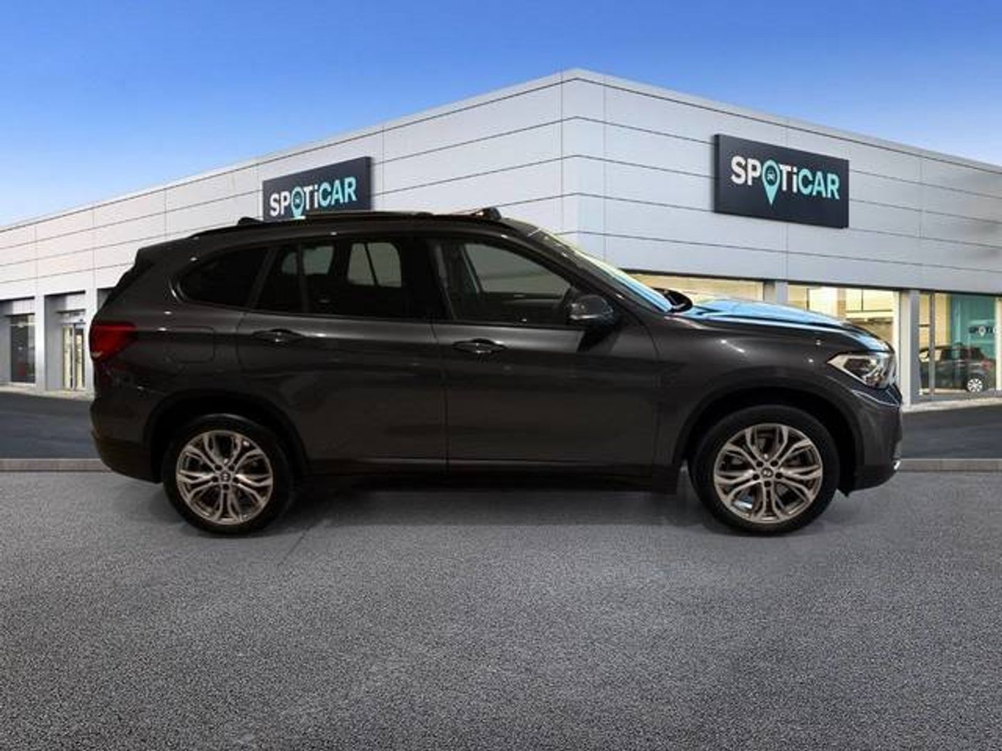 BMW X1 sDrive18i 103 kW (140 CV)
