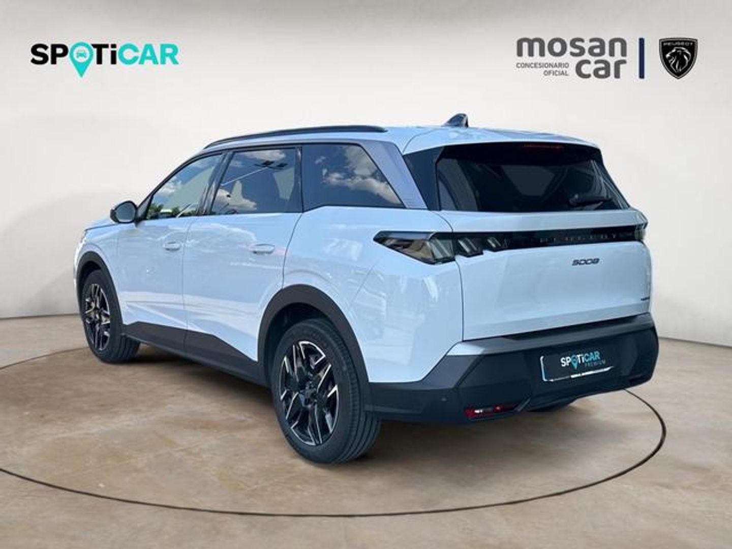 Peugeot 5008 Hybrid 1.2 Allure eDCS6 107 kW (145 CV)