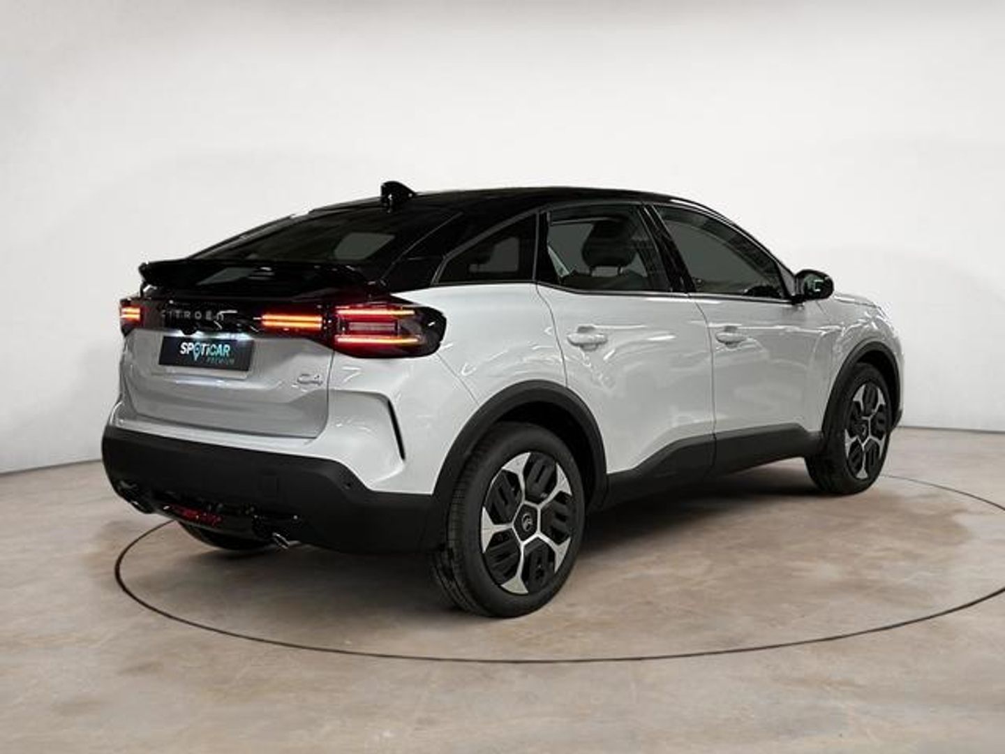 Citroen C4 Hybrid 136 Plus e-DCS6 100 kW (136 CV)