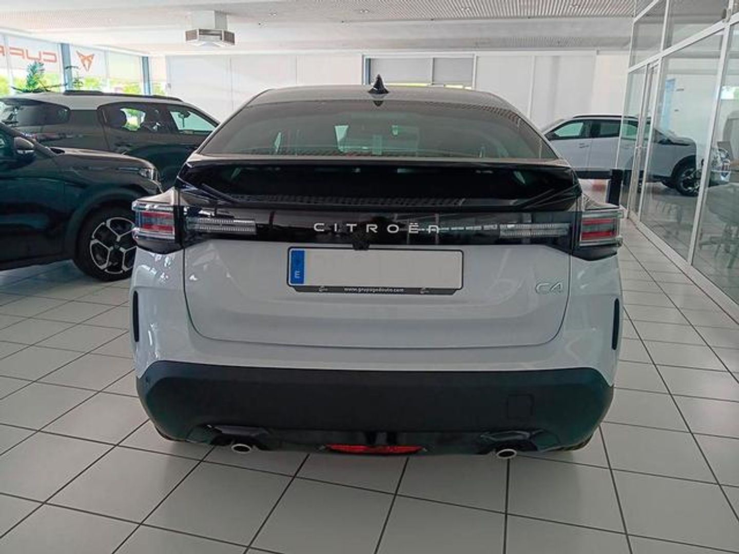 Citroen C4 Hybrid 145  Business Edition e-DCS6 07 kW (145 CV)