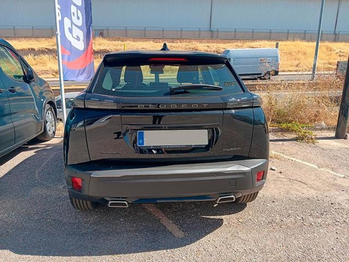 Peugeot 2008 Style Hybrid 145 eDCS6 107 kW (145 CV)