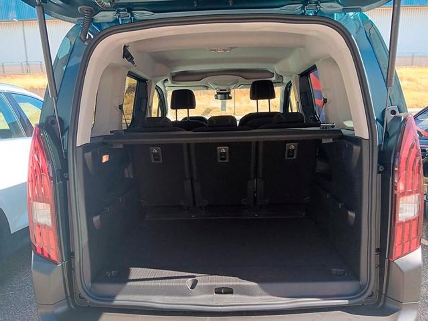 Peugeot Rifter BlueHDi 100 Allure 74 kW (100 CV)