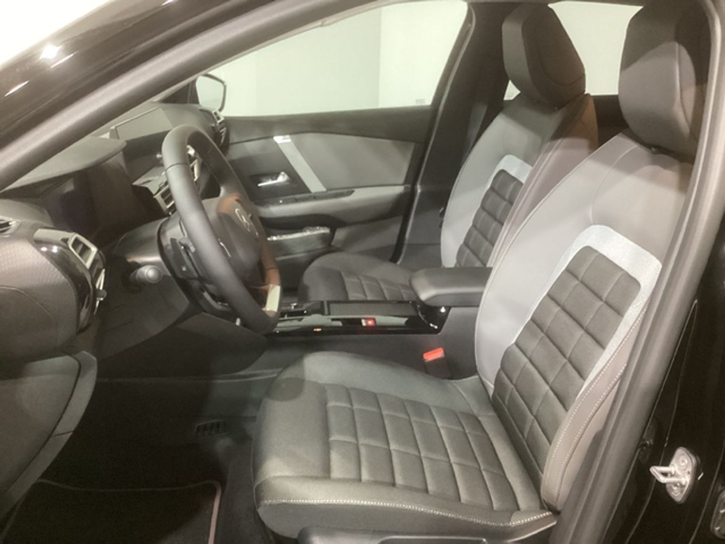 Citroen C4 Collection Hybrid ë-DCS6 107 kW (145 CV)